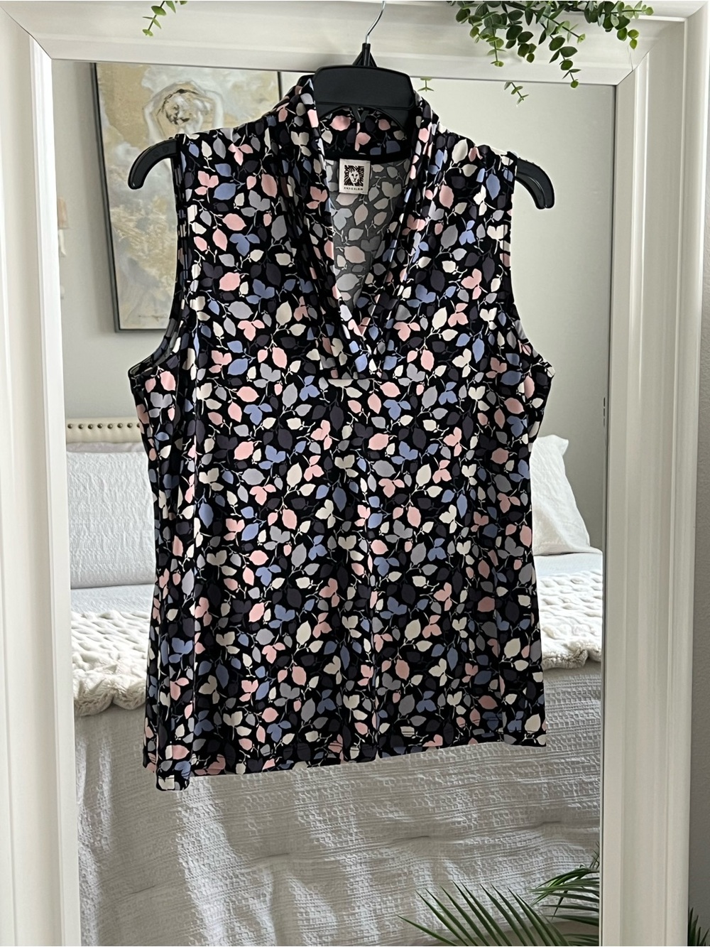 Anne Klein Black Sleeveless V-Neck Top with Pink, Blue & Cream Leaf Print